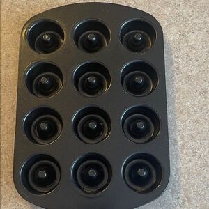 Black Donut Baking Pan